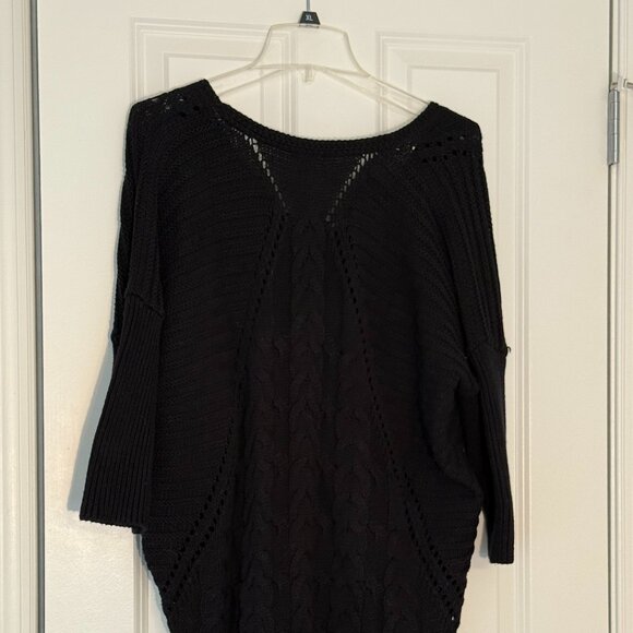 Women's Tunic Sweater, NWT, Express, Black, Large - Picture 3 of 6